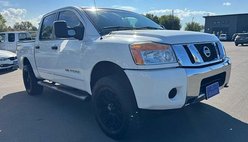 2013 Nissan Titan SV