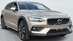 2025 Volvo V60 Cross Country B5 Ultra