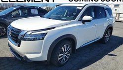 2022 Nissan Pathfinder Platinum