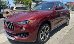 2017 Maserati Levante Base