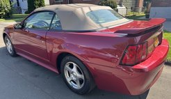 2004 Ford Mustang Deluxe