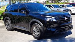 2024 Nissan Pathfinder SV