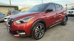 2019 Nissan Kicks SR