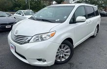 2014 Toyota Sienna XLE