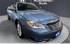 2011 Chrysler 200 Touring