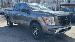 2021 Nissan Titan SV