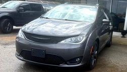 2020 Chrysler Pacifica Touring