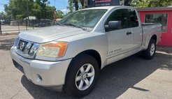 2013 Nissan Titan SV