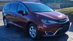 2017 Chrysler Pacifica Hybrid Premium