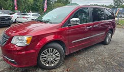 2013 Chrysler Town and Country Touring-L