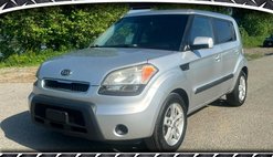 2011 Kia Soul +