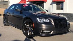 2023 Chrysler 300 Touring L
