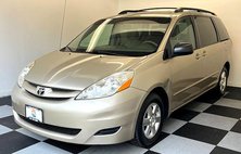 2009 Toyota Sienna LE