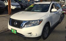 2013 Nissan Pathfinder 4WD SV