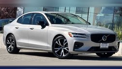 2024 Volvo S60 B5 Plus Dark Theme