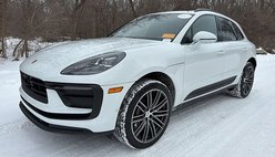 2025 Porsche Macan T