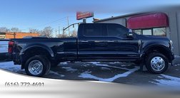2024 Ford F-450 Super Duty Platinum