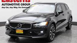 2022 Volvo V60 Cross Country T5