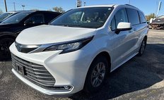 2022 Toyota Sienna XLE