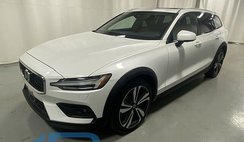 2024 Volvo V60 Cross Country B5 Plus