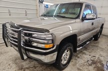 2001 Chevrolet Silverado 1500 LT Ext. Cab Long Bed 4WD