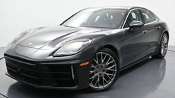 2025 Porsche Panamera 4