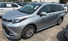 2024 Toyota Sienna XLE 7-Passenger