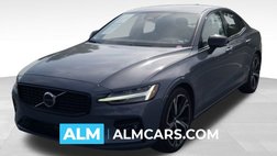 2024 Volvo S60 B5 Plus Dark Theme