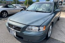 2005 Volvo S60 2.5T