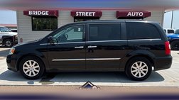 2016 Chrysler Town and Country Touring