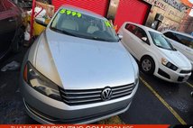 2014 Volkswagen Passat SE