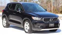 2020 Volvo XC40 T4 Momentum