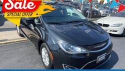 2017 Chrysler Pacifica Touring L FWD