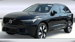 2025 Volvo XC60 T8 Plus Dark Theme