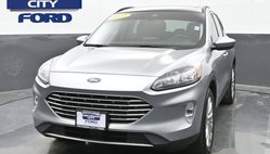 2022 Ford Escape Hybrid Titanium