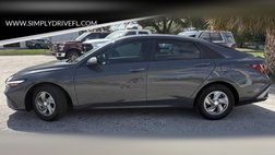 2024 Hyundai Elantra SE