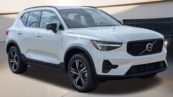 2026 Volvo XC40 B5 Core