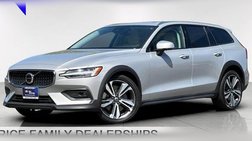 2024 Volvo V60 Cross Country B5 Plus