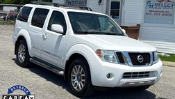 2011 Nissan Pathfinder LE