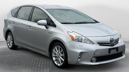 2013 Toyota Prius v Five