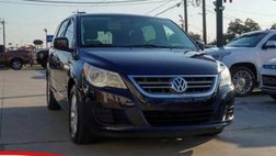 2012 Volkswagen Routan SE
