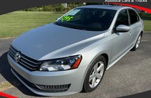 2012 Volkswagen Passat SE