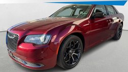 2020 Chrysler 300 Touring