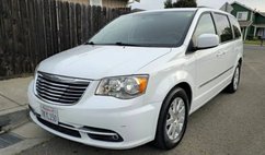 2014 Chrysler Town and Country Touring