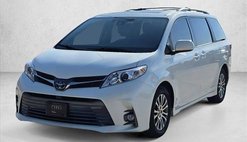 2020 Toyota Sienna XLE