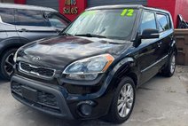 2012 Kia Soul +