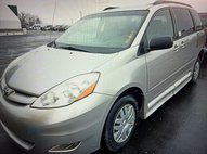 2008 Toyota Sienna CE 7-Passenger