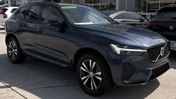 2025 Volvo XC60 B5 Core Dark Theme
