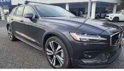 2023 Volvo V60 Cross Country B5 Plus