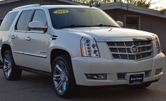 2013 Cadillac Escalade Platinum Edition